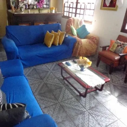 Rent this 3 bed house on Rua Rosa Gatti Fortuna in Centro, Peruíbe - SP