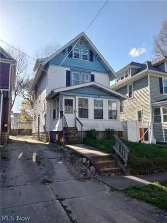 Buy this 3 bed house on 160 Hyde Avenue in Akron, OH 44302