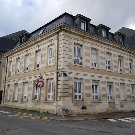 Rent this 3 bed apartment on 18 Rue Pasteur in 58200 Cosne-Cours-sur-Loire, France
