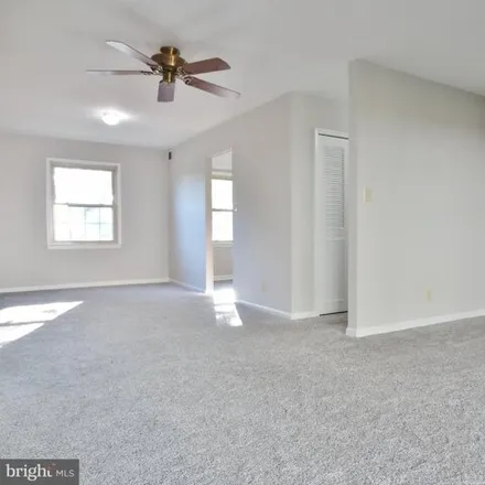 Image 6 - 6012 Westchester Park Drive, Hyattsville, MD 20740, USA - Condo for sale