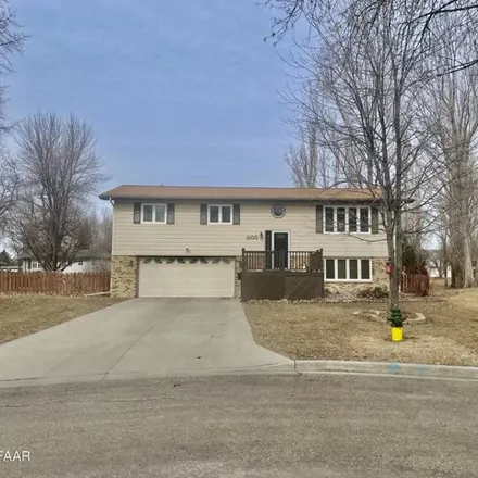 Buy this 4 bed house on 711 20th Street Northwest in East Grand Forks, MN 56721