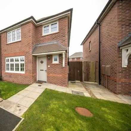 Buy this 3 bed duplex on Windermere Avenue in Poulton-le-Fylde, FY6 8FS