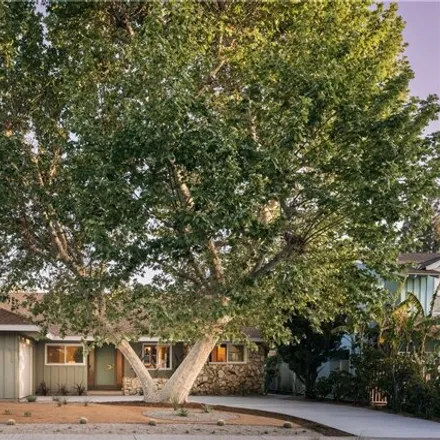 Image 3 - 18236 Sunburst Street, Los Angeles, CA 91325, USA - House for sale