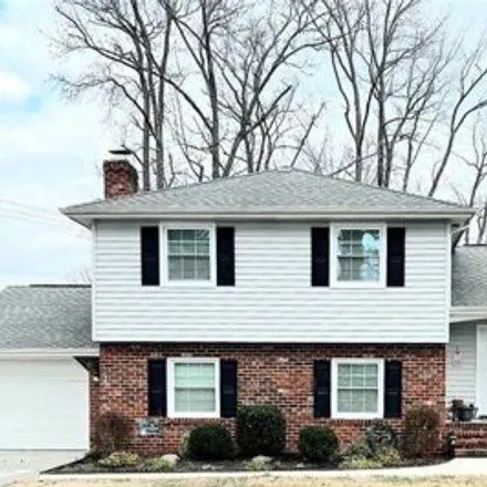 Buy this 4 bed house on 1100 Wellington Road in Colonial Heights, VA 23834