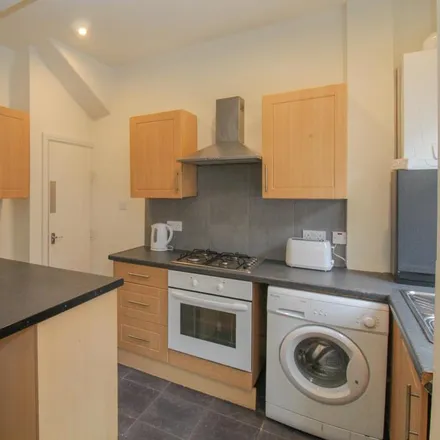 Image 5 - Howden Place, Leeds, LS6 1PB, United Kingdom - Townhouse for rent