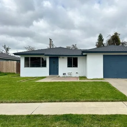 Buy this 3 bed house on 3403 North Miami Avenue in Fresno, CA 93727