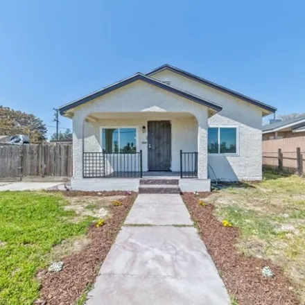 Buy this 4 bed house on 455 North Teilman Avenue in Fresno, CA 93706