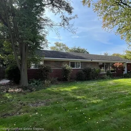 Image 2 - 50316 Edith Street, Chesterfield Shores, Chesterfield Township, MI 48047, USA - House for sale