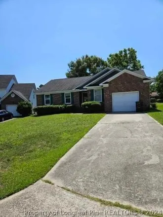 Rent this 3 bed house on 648 Sugaridge Ln in Fayetteville, North Carolina
