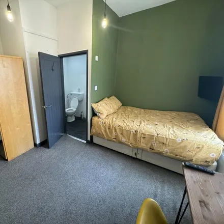 Rent this 1 bed room on St Thomas & St John in Seymour Street, Radcliffe