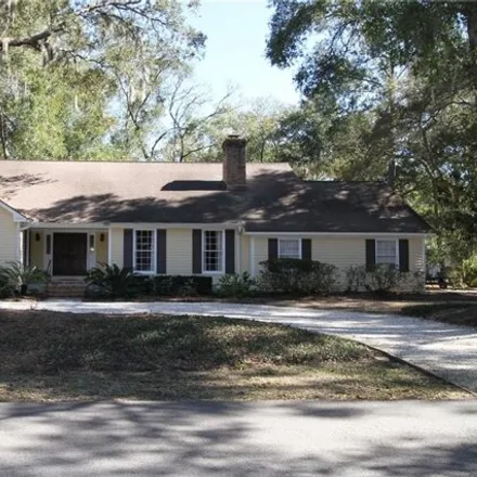 Rent this 3 bed house on 185 Settlers Road in Devonwood, Glynn County
