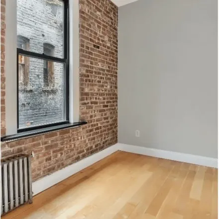 Image 2 - 65 Bedford Street, New York, NY 10014, USA - Apartment for rent