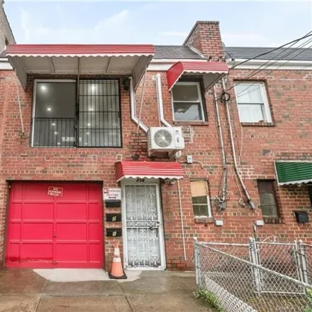 Buy this 5 bed house on 716 East 236th Street in New York, NY 10466