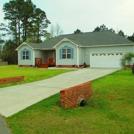 Rent this 3 bed house on 120 River Reach Drive West in Onslow County, NC 28584