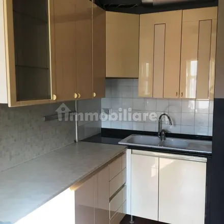 Image 5 - Via Roasio 15, 10143 Turin TO, Italy - Apartment for rent