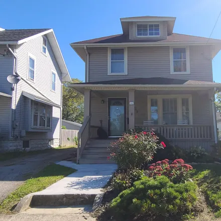 Buy this 3 bed house on 152 Chicago Avenue in Marion, OH 43302