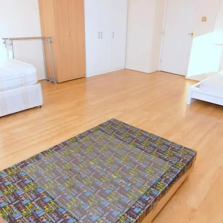 Rent this 1 bed apartment on 15-21 Leerdam Drive in London, E14 3JJ