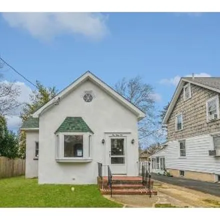 Buy this 5 bed house on 236 White Horse Pike in Collingswood, NJ 08107