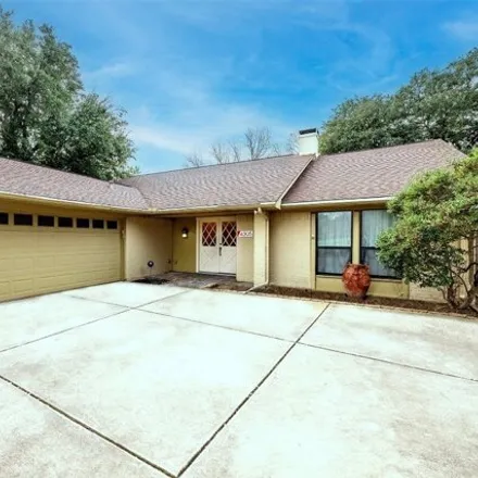 Buy this 3 bed house on 4305 Willow Way Road in Fort Worth, TX 76133