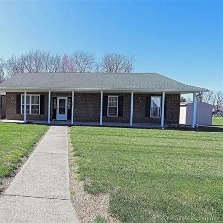Buy this 3 bed house on 555 East 7th Street in Illmo, Scott City