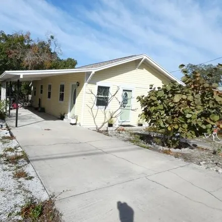 Buy this 2 bed house on 363 North Disston Avenue in Tarpon Springs, FL 34689