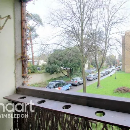 Image 9 - Tilford Gardens, London, SW19 6DN, United Kingdom - Apartment for rent