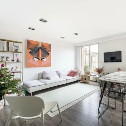 Buy this 2 bed apartment on Thornbury Court in Chepstow Villas, London