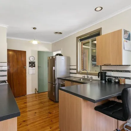 Image 4 - Geoffreys Kitchen, 127 Pakington Street, Geelong West VIC 3218, Australia - Apartment for rent