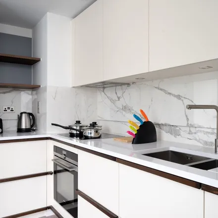 Image 2 - Westmark, Newcastle Place, London, W2 1EF, United Kingdom - Apartment for rent