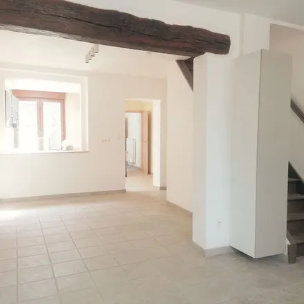 Rent this 2 bed apartment on Rue de la Vesdre 28 in 4032 Liège, Belgium