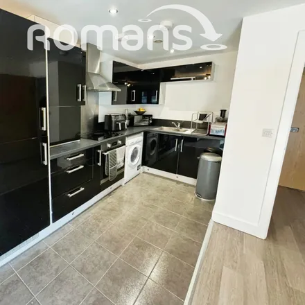 Image 6 - Great Western House, Gas Ferry Road, Bristol, BS1 6GL, United Kingdom - Apartment for rent