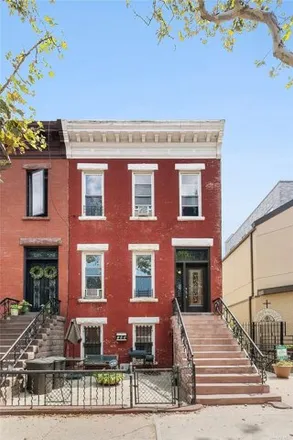 Image 2 - 149 Patchen Avenue, New York, NY 11221, USA - Townhouse for sale