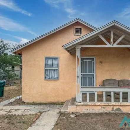 Buy this 2 bed house on 436 South 2nd Street in Lovington, NM 88260