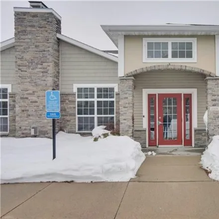 Image 2 - Providence Pointe Clubhouse, Providence Drive, Johnston, IA 50111, USA - Townhouse for sale