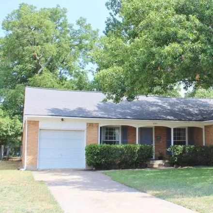 Rent this 3 bed house on 600 North Lindale Lane in Richardson, TX 75080
