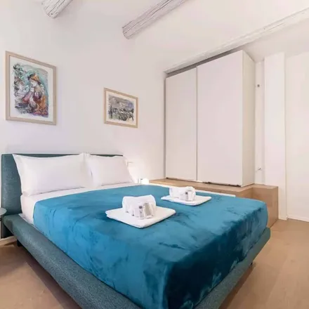 Image 3 - Piazzetta Capretto 2, 37121 Verona VR, Italy - Apartment for rent