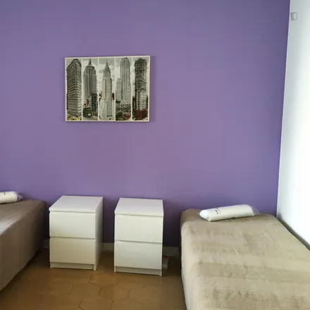 Rent this 6 bed room on Farmàcia Esteban Boter in Margarita, Carrer de Muntaner
