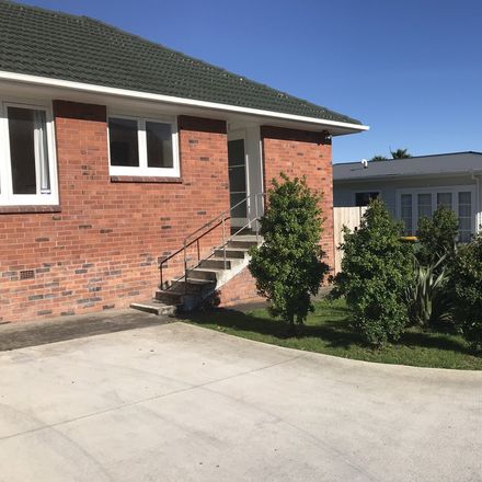 Rent this 1 bed house on Whau in Kelston, AUCKLAND