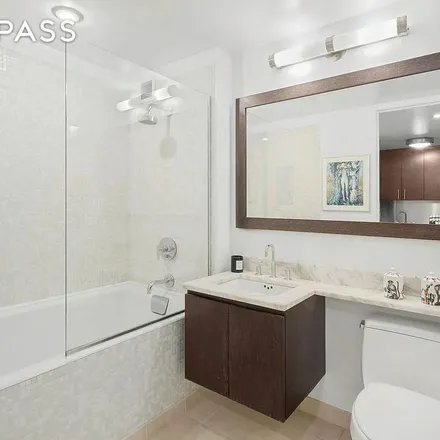 Image 7 - Lumiere, West 53rd Street, New York, NY 10019, USA - Apartment for rent