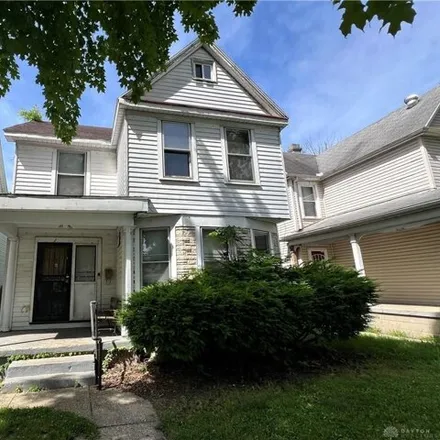 Buy this 4 bed house on 19 Glenwood Street in Dayton, OH 45405