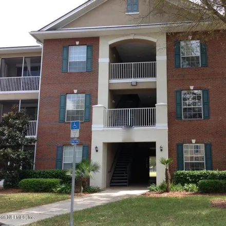 Rent this 3 bed condo on 101 Oakleaf Plantation Parkway in Clay County, FL 32065
