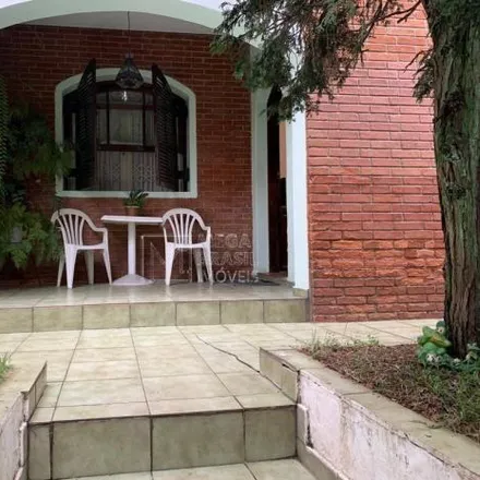 Buy this 3 bed house on Rua Doutor Ascânio Cerqueira 63 in Jardim da Saúde, São Paulo - SP