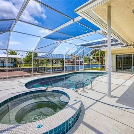 Image 8 - 98 Glenview Manor Drive, Fort Myers Beach, Lee County, FL 33931, USA - House for sale
