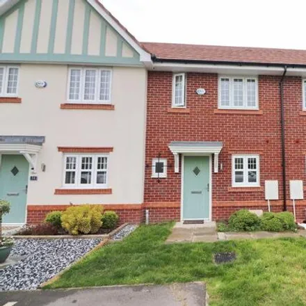 Buy this 2 bed townhouse on Verdant Green Close in Mosley Common, M28 1PN
