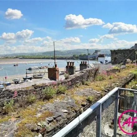 Image 9 - Conwy Town Walls, Castle Square, Llandudno Junction, LL32 8BD, United Kingdom - Townhouse for sale