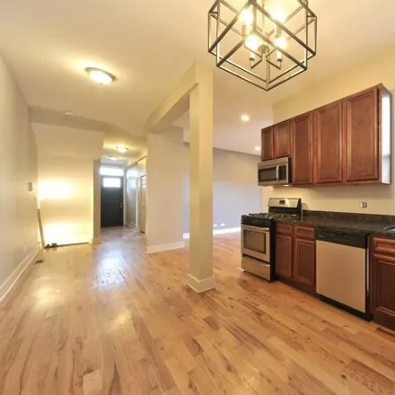 Image 3 - 2333 West Armitage Avenue, Chicago, IL 60647, USA - Apartment for rent