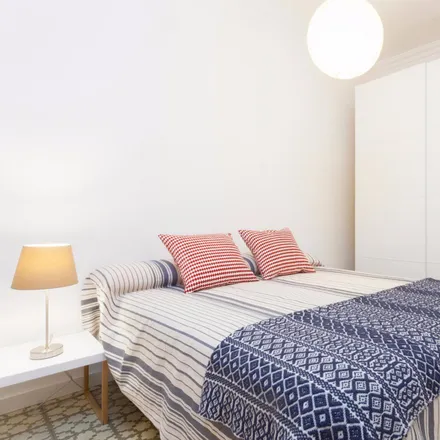 Image 1 - Travessera de Gràcia, 240, 08024 Barcelona, Spain - Apartment for rent