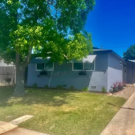 Buy this 3 bed house on 586 Sonora Avenue in Lodi, CA 95240