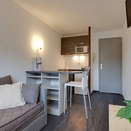 Rent this studio apartment on Saint-Chaffrey in Route du Pont Levis, 05330 Saint-Chaffrey
