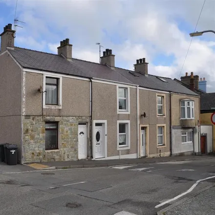 Rent this 2 bed house on Queen's Park in Holyhead, LL65 1PP